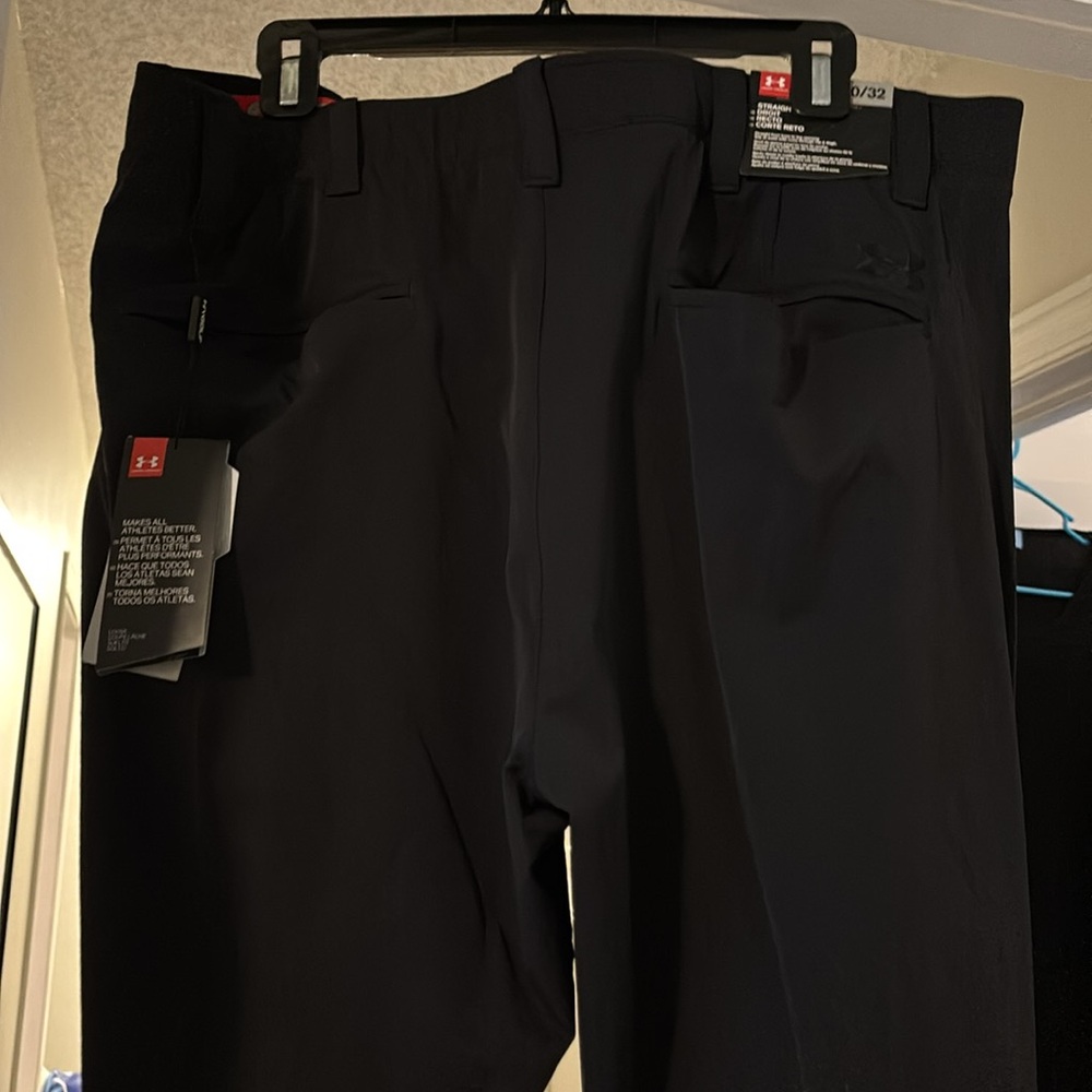 Under Armour Men’s Loose Straight Leg Pants